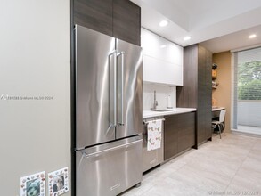 21150 Point Pl in Aventura, FL - Building Photo - Building Photo