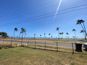 86-86 Pokai Bay St in Waianae, HI - Building Photo - Building Photo