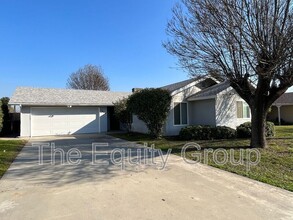 2846 N Elm Ct in Visalia, CA - Building Photo - Building Photo