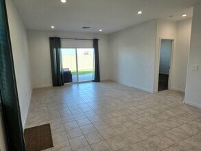 3226 W Stanton Ave in Apache Junction, AZ - Building Photo - Building Photo