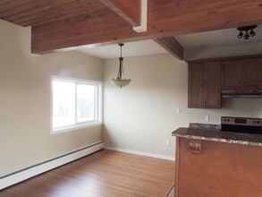 Cedar Tower in Prince George, BC - Building Photo - Building Photo