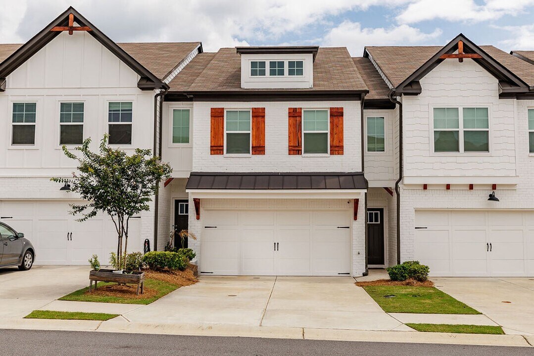 38 Auburn Wds Dr in Auburn, GA - Building Photo