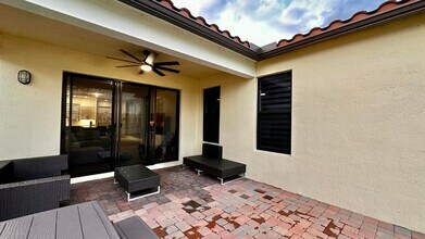5570 Quiet Lake Pl in Westlake, FL - Building Photo - Building Photo