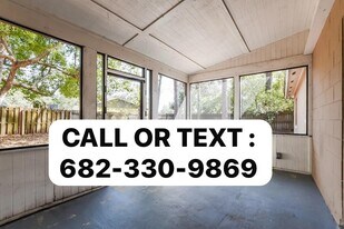 102 Laguna Ct in Sanford, FL - Building Photo