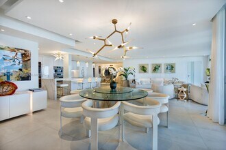 488 NE 18th St, Unit 506-508 in Miami, FL - Foto de edificio - Building Photo