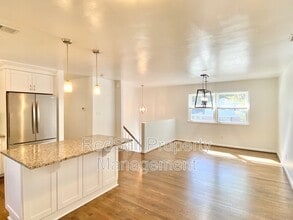 146 Linbrook Dr in Newport News, VA - Building Photo - Building Photo