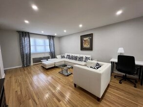 12 COLLEGE St in Jersey City, NJ - Building Photo - Building Photo