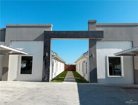 16 Angelina Dr in San Juan, TX - Building Photo