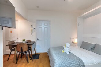 1099 Rue Anderson in Montréal, QC - Building Photo - Building Photo