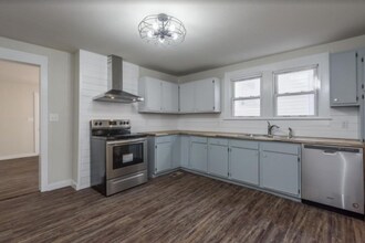 1235 Iredell Ave in Knoxville, TN - Building Photo - Building Photo