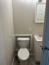 327 W Shaw St in Charlotte, MI - Building Photo - Building Photo