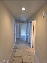 127 Ivan Ave S in Lehigh Acres, FL - Foto de edificio - Building Photo