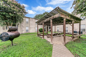 Wood River in Corpus Christi, TX - Building Photo