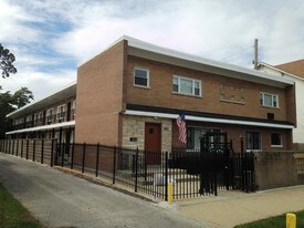 7760 S Coles Ave in Chicago, IL - Building Photo