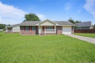 6585 Applewhite Rd in Fayetteville, NC - Building Photo - Building Photo