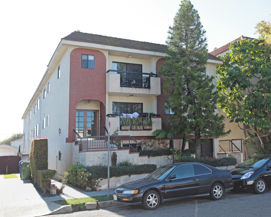 12616 Matteson Ave in Los Angeles, CA - Building Photo