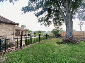 14803 El Miranda Dr in Houston, TX - Building Photo - Building Photo