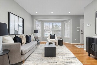 17072 E Wyoming Dr in Aurora, CO - Building Photo - Building Photo