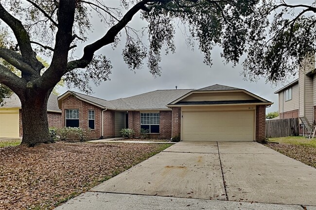 property at 18131 Gravenhurst Ln