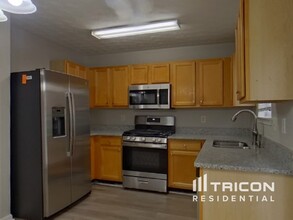 176 Spring Walk Wy in Lawrenceville, GA - Building Photo - Building Photo