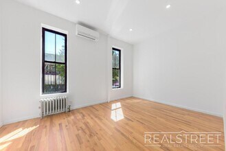 152a MacDougal St in Brooklyn, NY - Building Photo - Building Photo