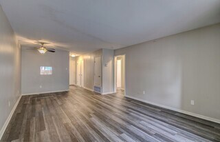 Normandy Place Apartments in Little Rock, AR - Building Photo