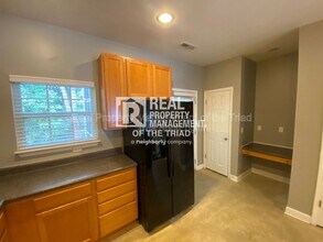 101 Humberside Dr in Kernersville, NC - Building Photo - Building Photo