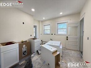 58 Kenrick St in Boston, MA - Building Photo - Building Photo