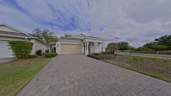 1598 Whitewood Ct in Kissimmee, FL - Building Photo