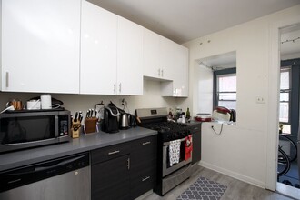 847 W Fletcher St, Unit 2 in Chicago, IL - Foto de edificio - Building Photo