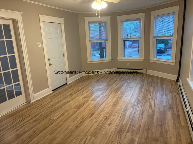 161 Farm St in Woonsocket, RI - Building Photo - Building Photo