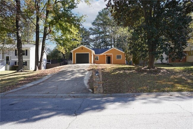 2455 Landington Way NW in Duluth, GA - Building Photo - Building Photo