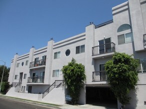 11369 Pearl St in Los Angeles, CA - Foto de edificio - Building Photo