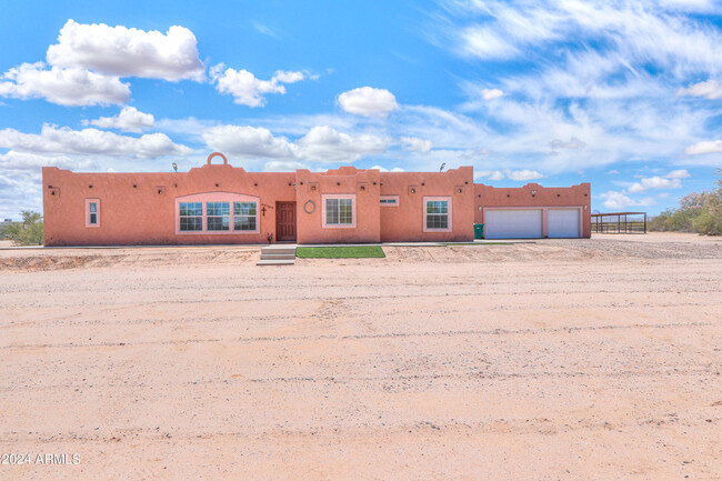 49749 W Pampas Grass Rd in Maricopa, AZ - Building Photo - Building Photo