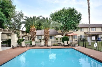Camelot in Yuma, AZ - Building Photo - Building Photo