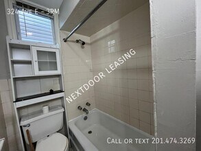 324 Ave E in Bayonne, NJ - Building Photo - Building Photo