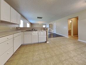 132 Wildberry Ln in Goose Creek, SC - Building Photo - Building Photo