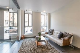 691 Massachusetts Ave, Unit 102 in Boston, MA - Foto de edificio - Building Photo