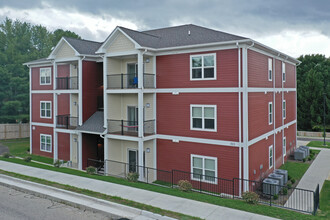 The Landing at Stonegate in Blacksburg, VA - Building Photo - Building Photo