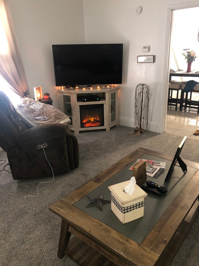 66 3rd St in California, PA - Foto de edificio - Building Photo