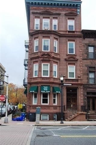 property at 939 Washington St
