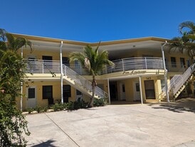 145 10th Ave N, Unit 7 in St. Petersburg, FL - Building Photo