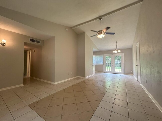 711 Stonewall Dr in Richmond, TX - Building Photo - Building Photo