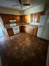 209 N 22nd St in Nederland, TX - Building Photo - Building Photo