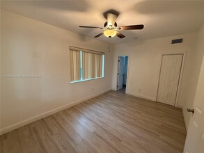 1429 SW 23rd Ter in Miami, FL - Building Photo - Building Photo