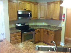9561 Pouder Ln in Navarre, FL - Building Photo - Building Photo