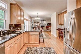 6110 Chalet Dr in Oak Ridge, NC - Building Photo - Building Photo