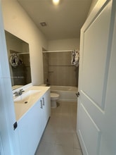 2582 SE 29th St in Homestead, FL - Foto de edificio - Building Photo