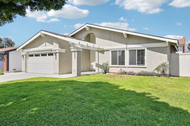 17581 Webster Ave in Irvine, CA - Building Photo - Building Photo