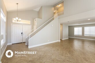 5032 Jacarilla Ln in North Las Vegas, NV - Building Photo - Building Photo